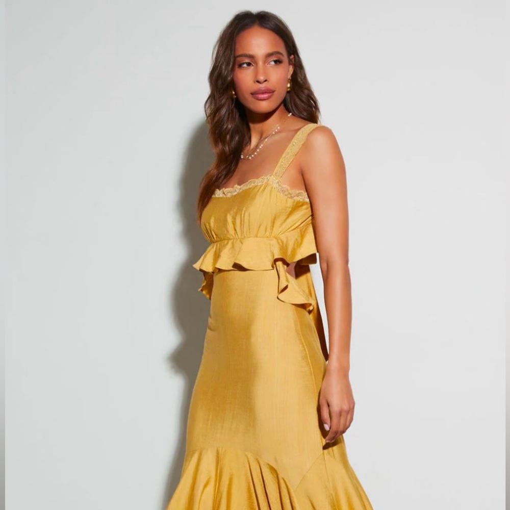 Vici Luminous Sun Maxi Dress - Sunflower